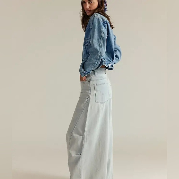 Free People We The Free Westward Demi Jeans - Picture 2 of 8